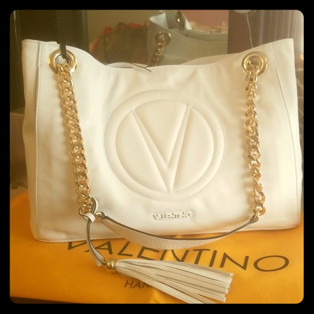 Beautiful white Valentino by Mario Valentino bag